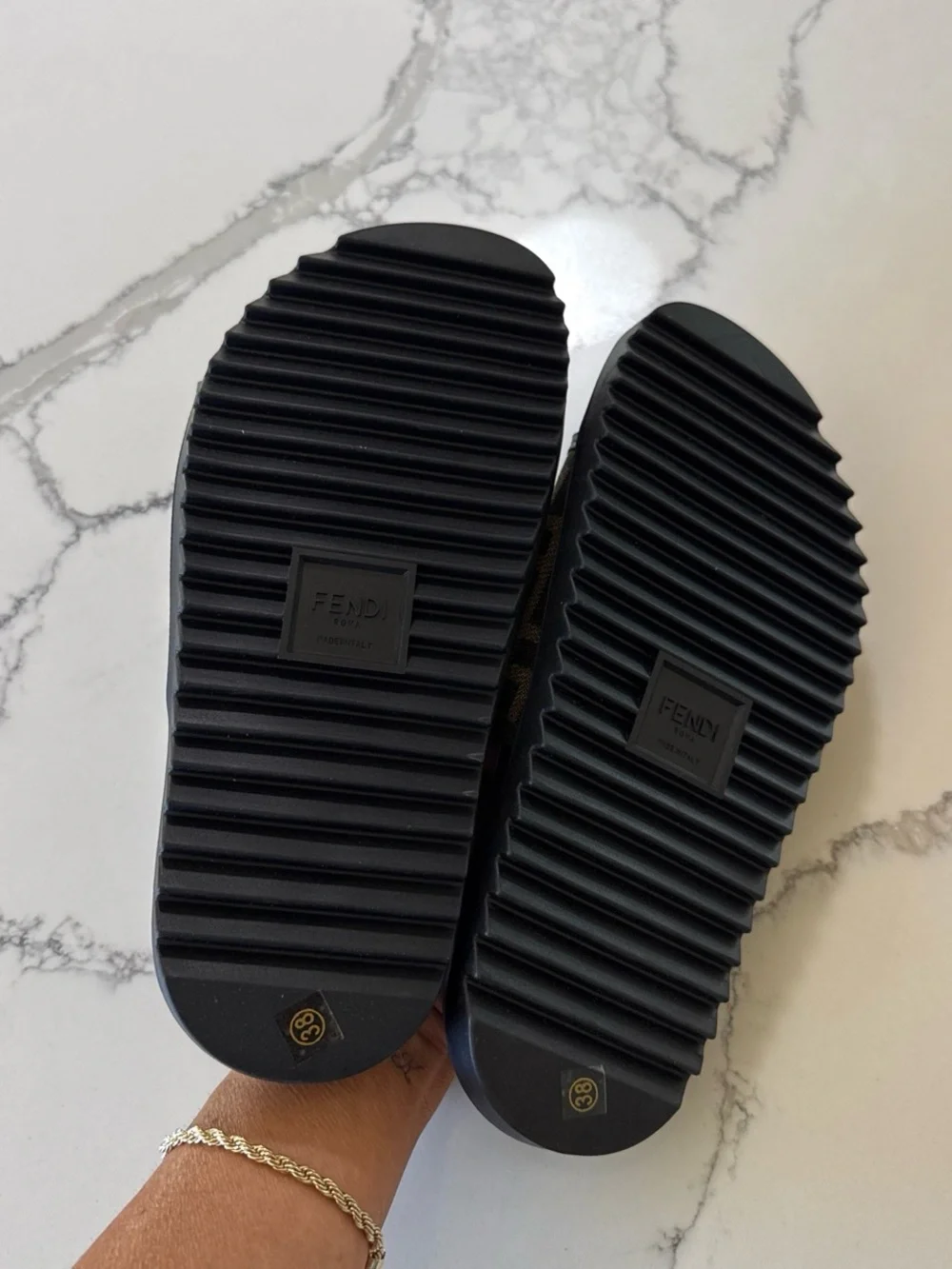 SOLD! F slides brown tan gold 7.5-8 - Picture 5 of 7
